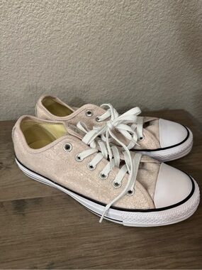 Converse Chuck Taylor All Star Low Hushed Violet Glitter Sneakers Women’s Size 7